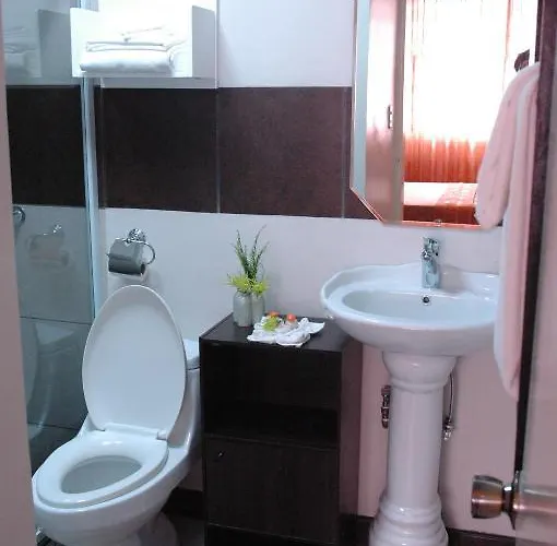 Manor Hotel 3*