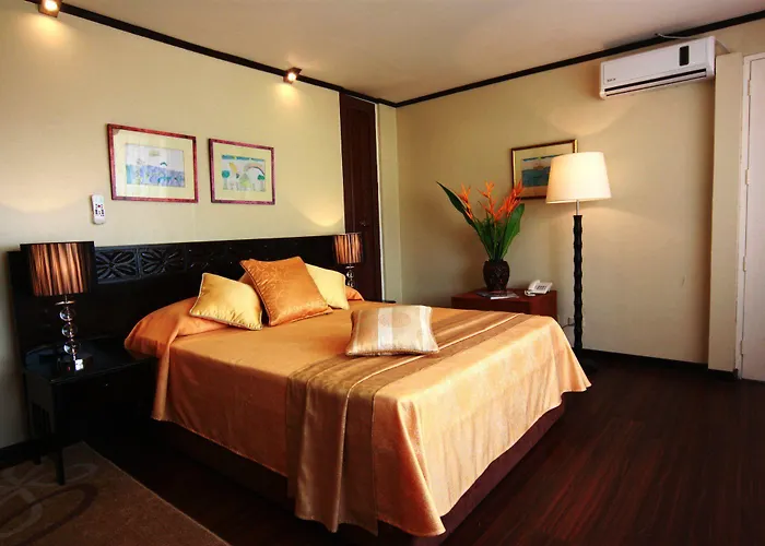 Manor Hotel Manila