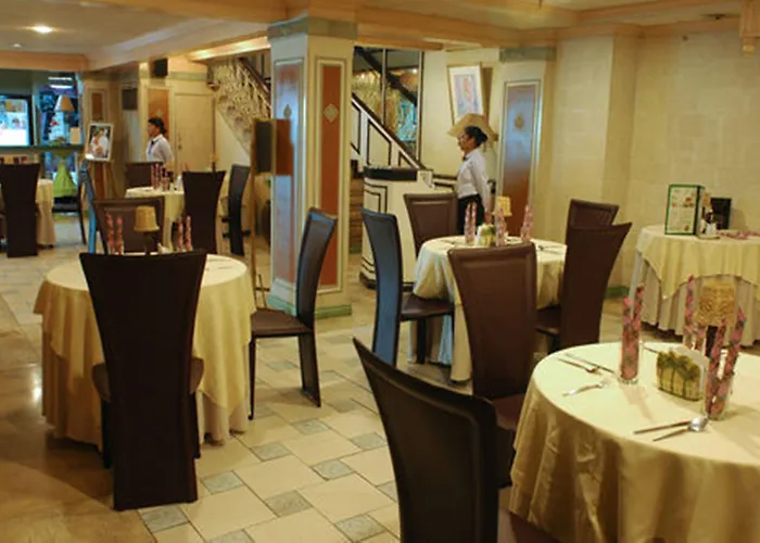 Hotel Manor