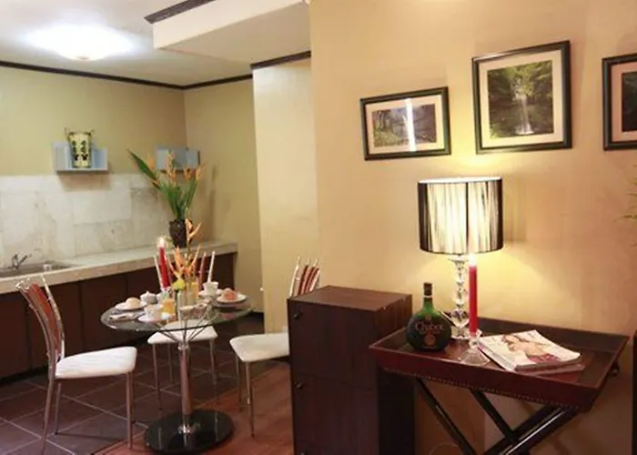 Hotel Manor