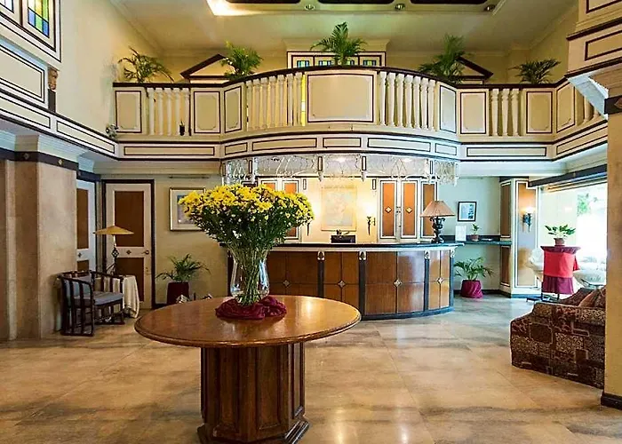 Manor Hotel Manila