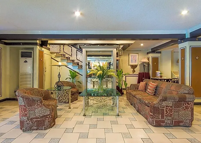 Manor Hotel 3*