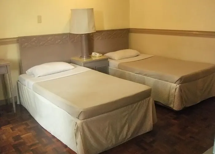 Manor 3* Manila